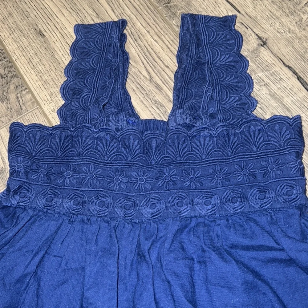 Gymboree 🐙 & Old Navy embroidered Tank Tops 6